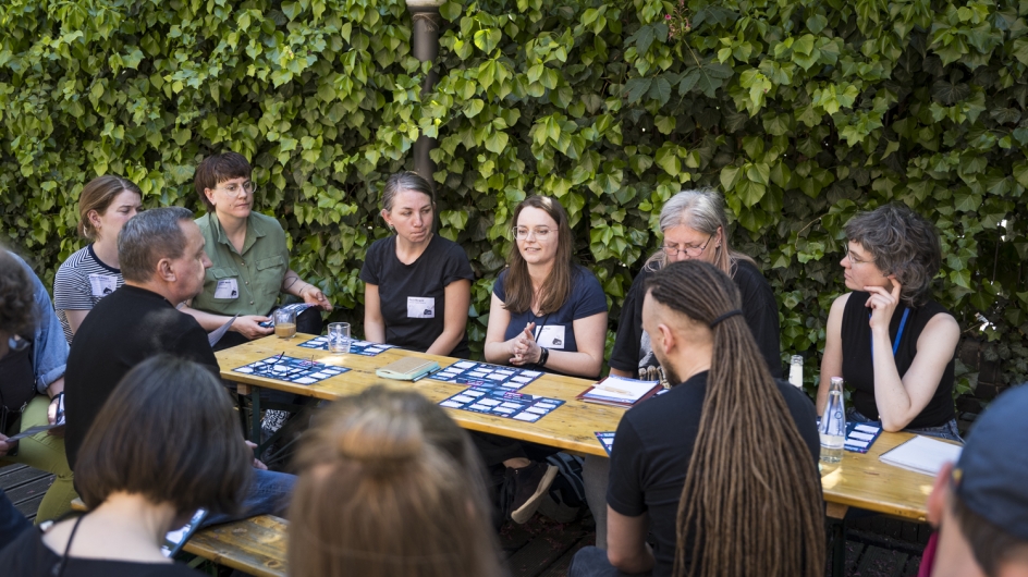 Community Event gegen Hass im Netz zum Thema „Screens & Society“ am 13. und 14. Mai 2024 im bUm Berlin